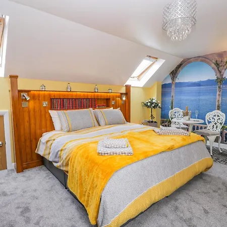 Апартаменты Treasure Chest *